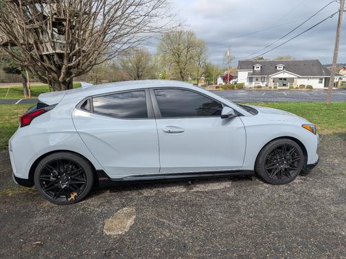 2020 Hyundai Veloster Turbo R-Spec