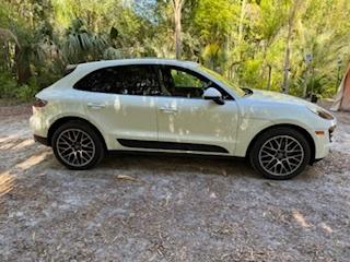 2018 Porsche Macan Macan