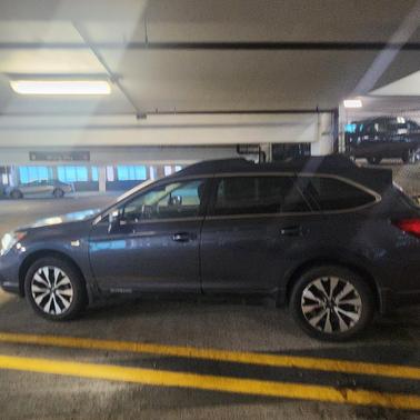 Gray 2017 Subaru Outback 2.5i Limited