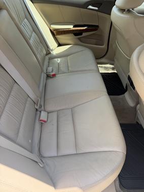White 2010 Honda Accord EX-L