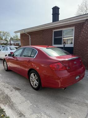 2010 INFINITI G37 x
