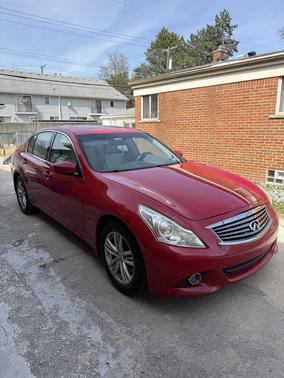 2010 INFINITI G37 x
