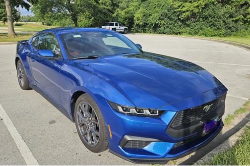2024 Ford Mustang EcoBoost Premium