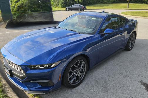 2024 Ford Mustang EcoBoost Premium