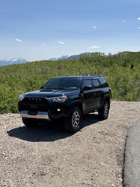 2021 Toyota 4Runner TRD Off Road
