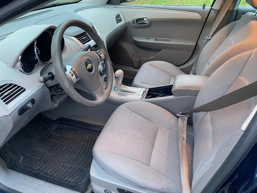 2010 Chevrolet Malibu 1LT