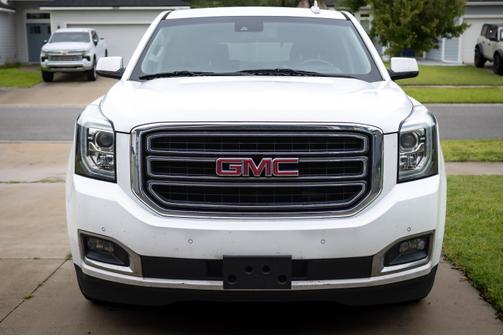 White 2020 GMC Yukon SLT