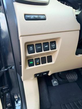 Black 2016 Nissan Rogue SL
