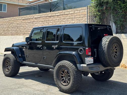 Black 2017 Jeep Wrangler Unlimited Sahara