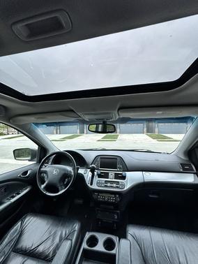 Gray 2010 Honda Odyssey Touring