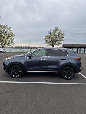 Blue 2019 Kia Sportage EX