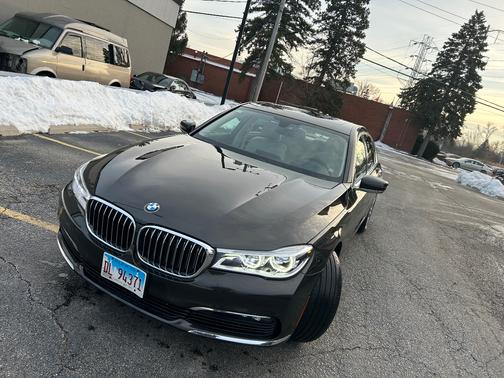 2016 BMW 750 i xDrive
