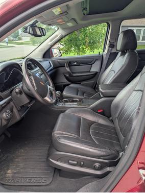 Red 2015 Chevrolet Traverse LTZ