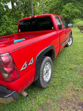 Red 2003 Chevrolet Silverado 1500 Extended Cab