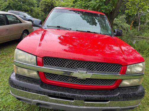 Red 2003 Chevrolet Silverado 1500 Extended Cab
