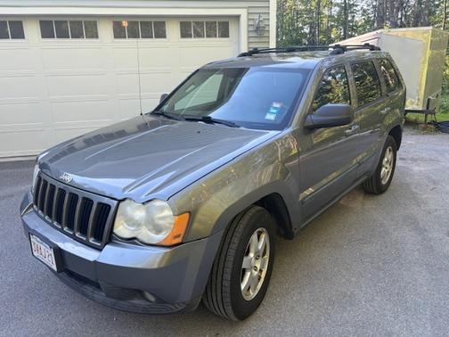 Gray 2008 Jeep Grand Cherokee Laredo
