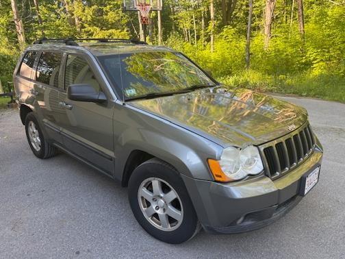 Gray 2008 Jeep Grand Cherokee Laredo