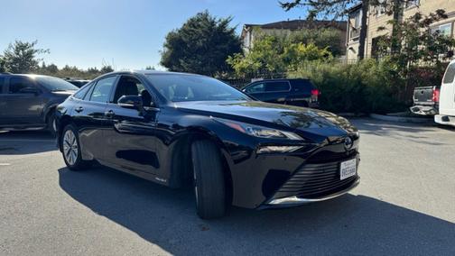 Black 2021 Toyota Mirai XLE