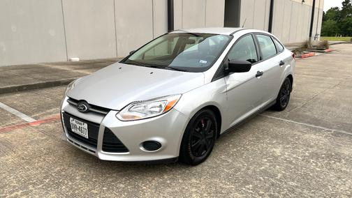 Silver 2014 Ford Focus S