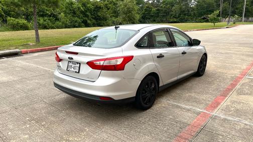 Silver 2014 Ford Focus S