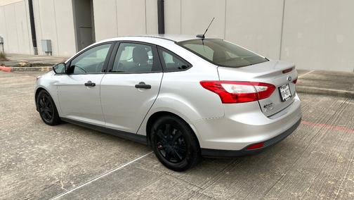 Silver 2014 Ford Focus S