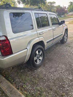 2008 Jeep Commander Sport