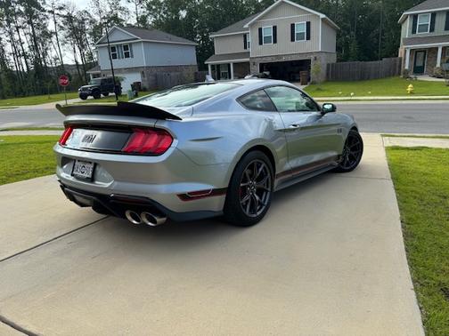 2021 Ford Mustang Mach 1