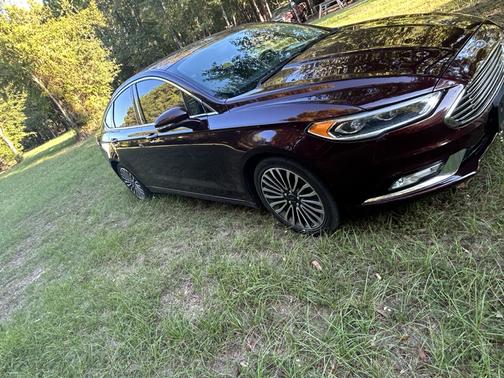 Red 2017 Ford Fusion SE