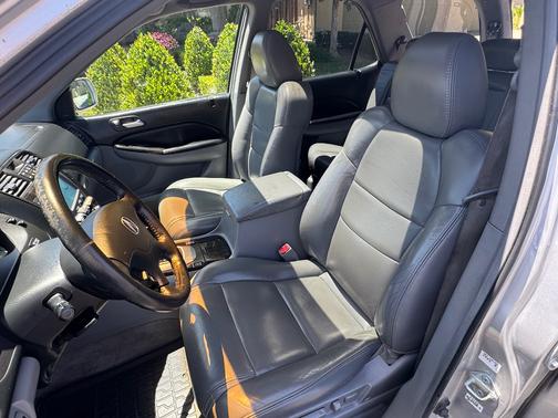 Silver 2006 Acura MDX Touring