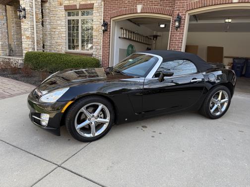 2009 Saturn Sky Base
