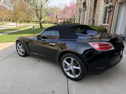 2009 Saturn Sky Base