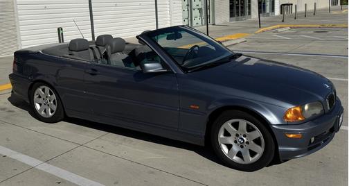 Blue 2001 BMW 325 Ci