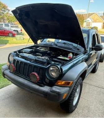 Green 2005 Jeep Liberty Sport