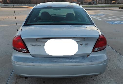 2006 Ford Taurus SE