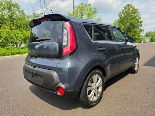 Blue 2015 Kia Soul +