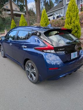 2022 Nissan Leaf SV