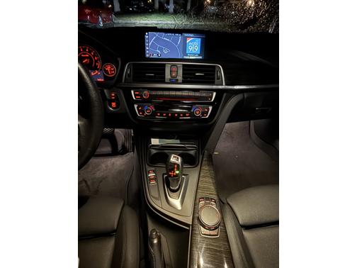 2018 BMW 330 i xDrive