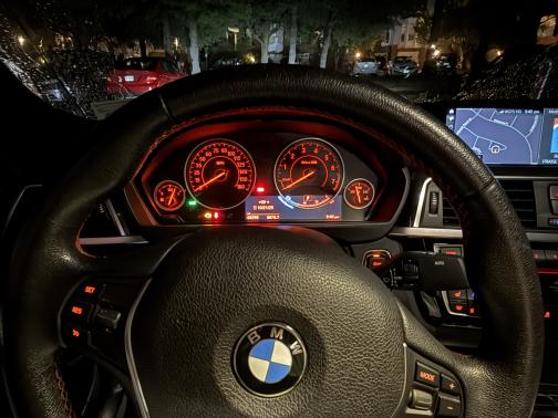 2018 BMW 330 i xDrive