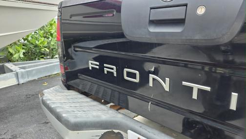 2004 Nissan Frontier XE King Cab