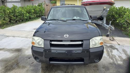 2004 Nissan Frontier XE King Cab