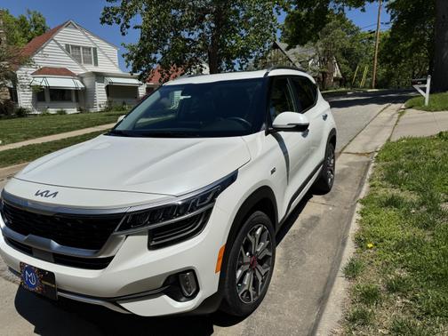 2022 Kia Seltos SX