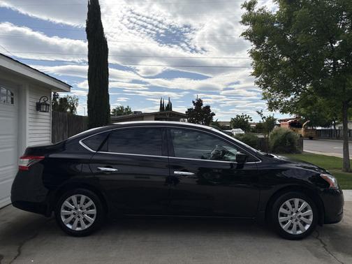 Black 2015 Nissan Sentra S