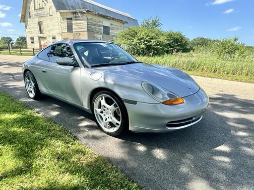 1999 Porsche 911 Carrera