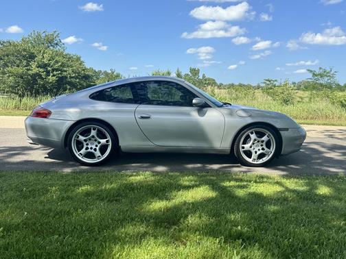 1999 Porsche 911 Carrera