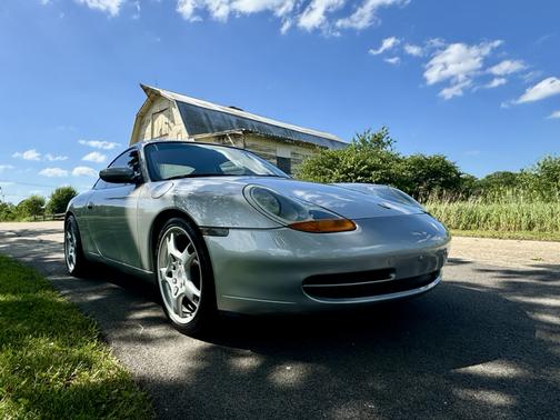 1999 Porsche 911 Carrera