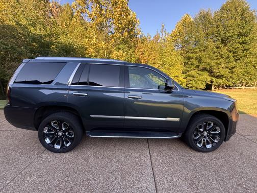 2020 Cadillac Escalade Luxury