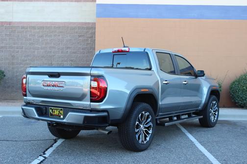 2025 GMC Canyon Denali