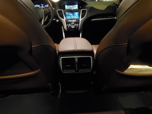2018 Acura TLX V6 w/Technology Package