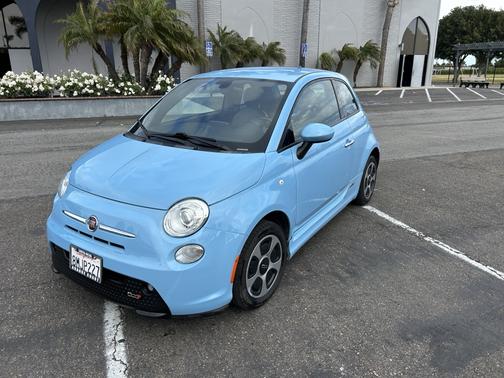 2016 FIAT 500e Battery Electric