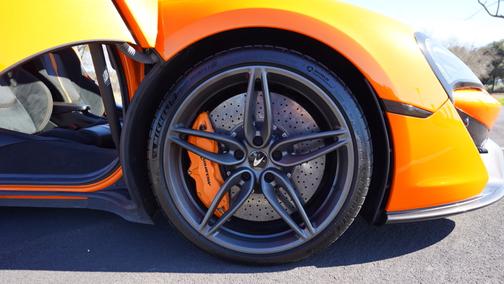 2019 McLaren 570S Base